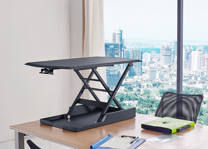 丈夫な構造の現代オフィス用家具の机、垂直は机を坐らせ、立てます